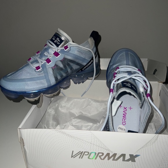 Women’s Air Vapormax 2019 - Picture 5 of 6